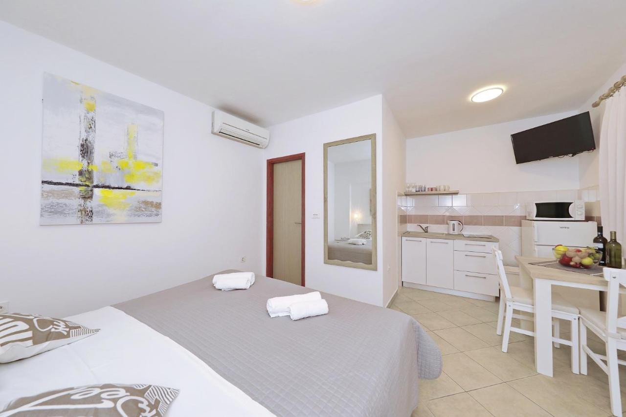 Apartmani Strpic Biograd Na Moru Extérieur photo