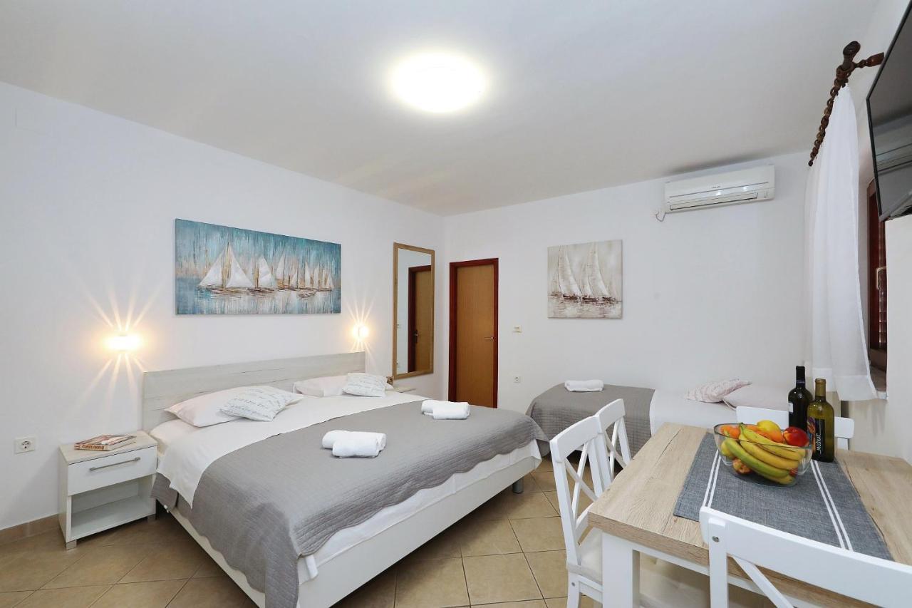 Apartmani Strpic Biograd Na Moru Extérieur photo