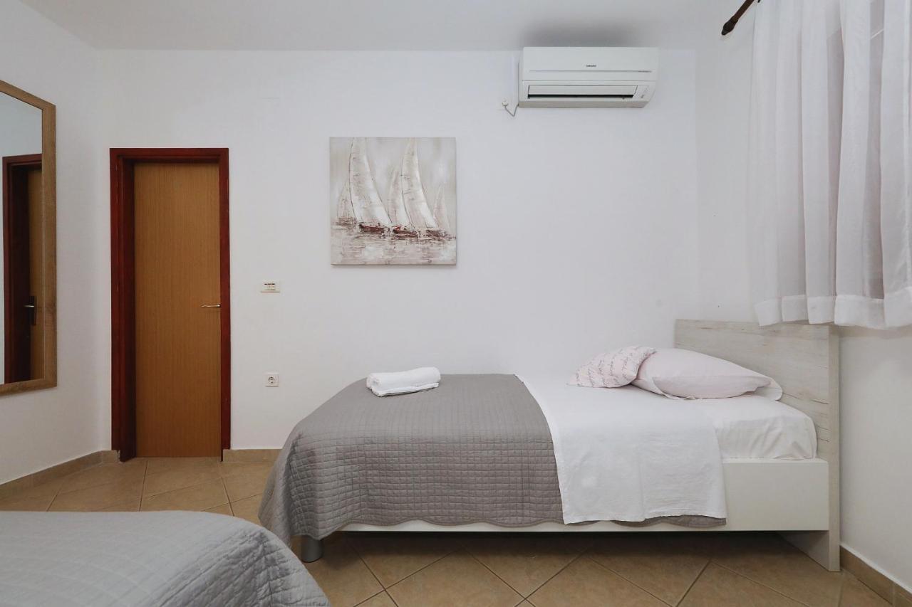Apartmani Strpic Biograd Na Moru Extérieur photo