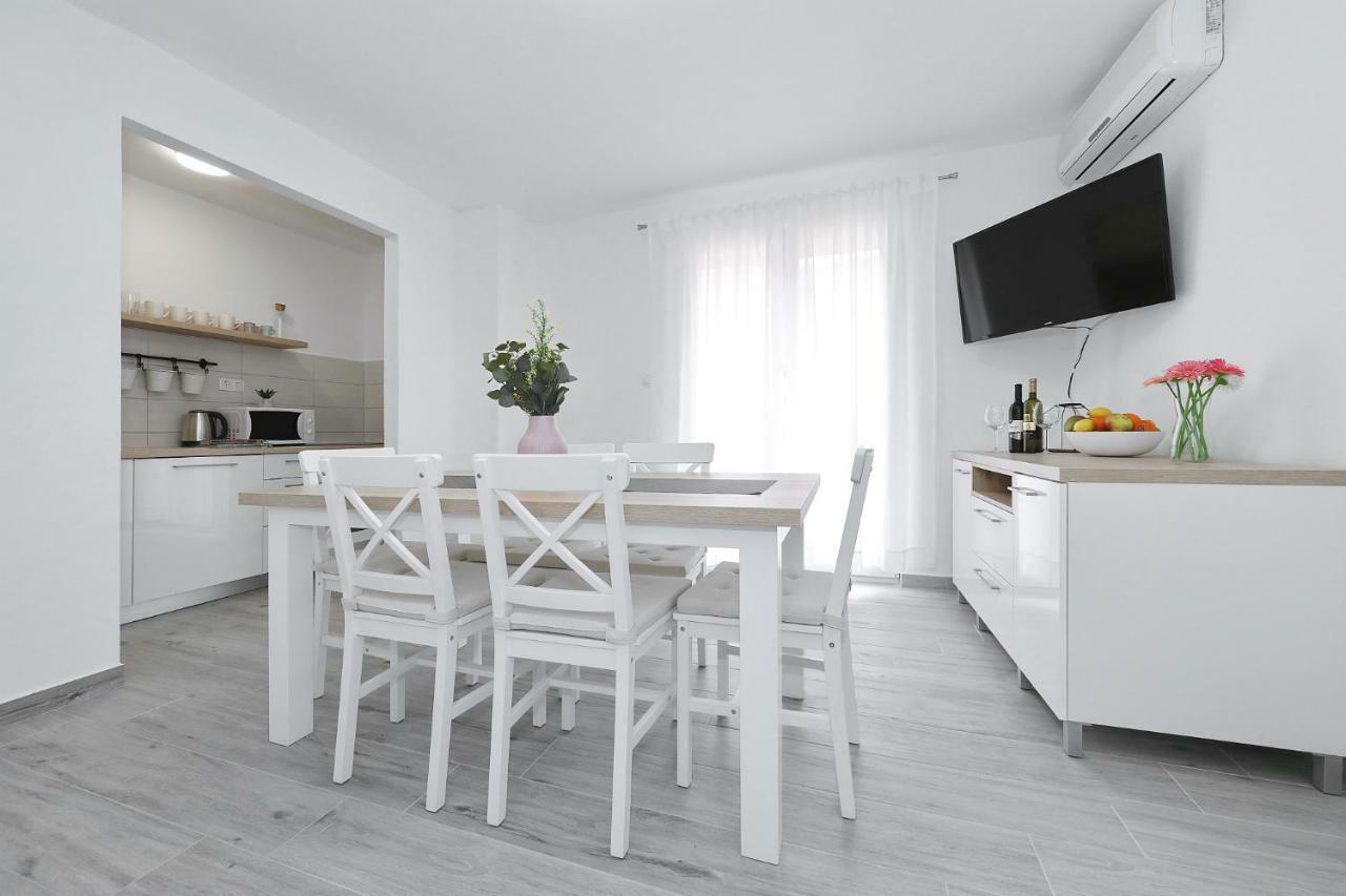 Apartmani Strpic Biograd Na Moru Extérieur photo