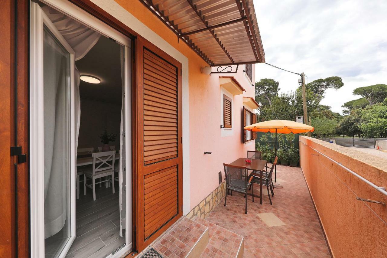Apartmani Strpic Biograd Na Moru Extérieur photo